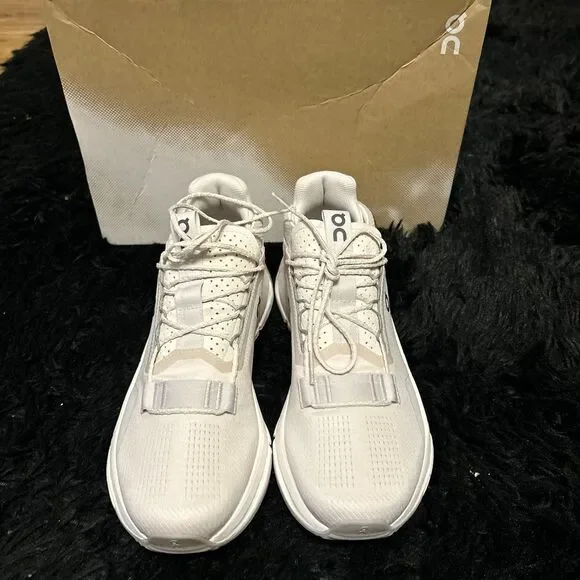 ON CLOUDNOVA Sand Fog running athletic training lace up shoes sneakers women's 8 - Picture 2 of 6